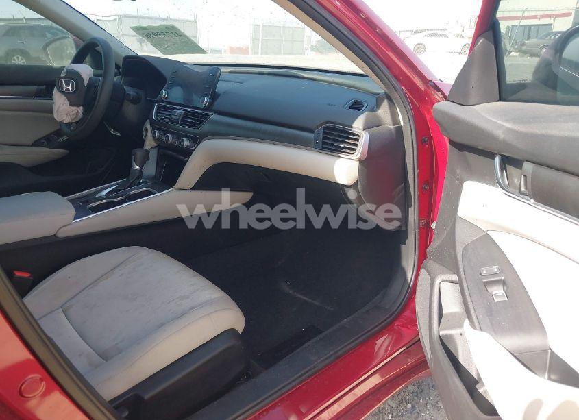 Photo 5 of 2022 Honda Accord LX (VIN 1HGCV1F18NA077559)