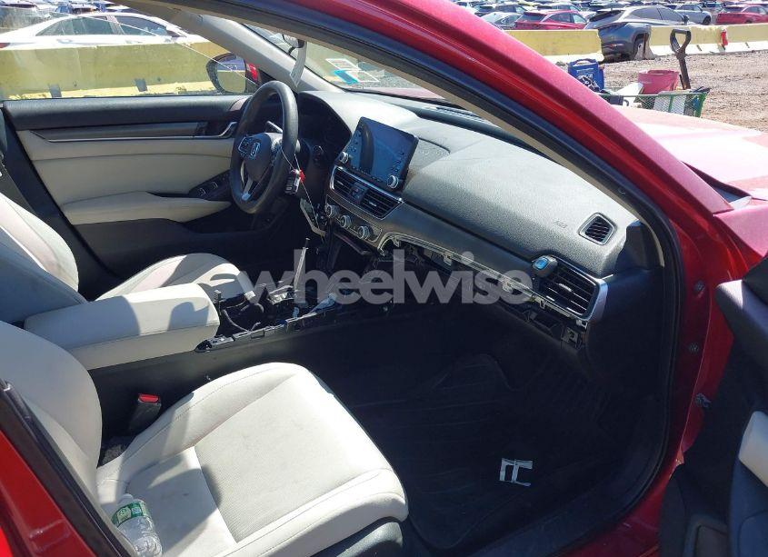 Photo 5 of 2018 Honda Accord LX (VIN 1HGCV1F19JA092761)