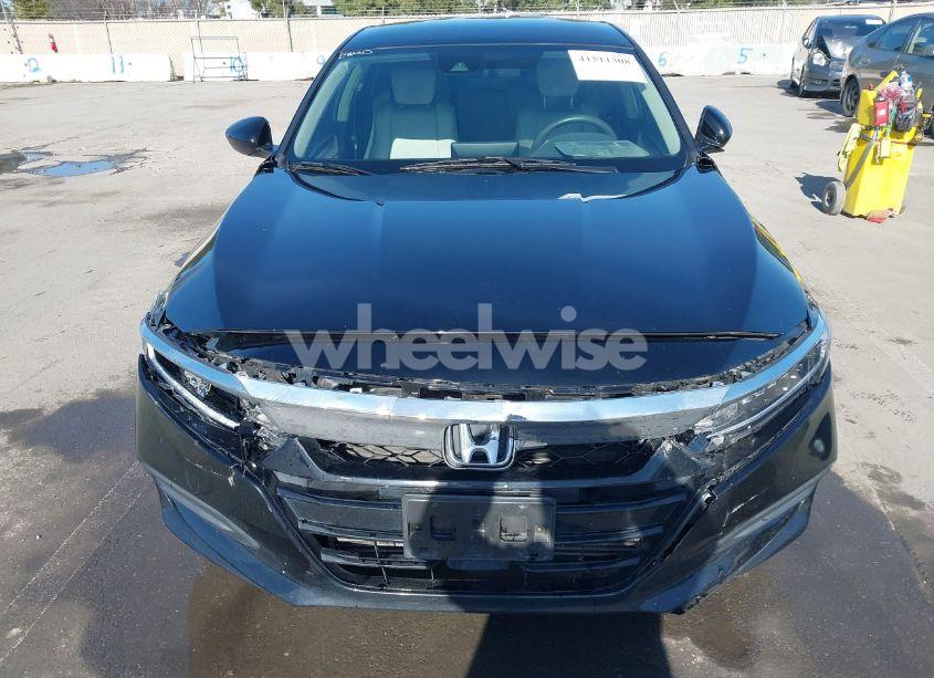 Photo 12 of 2018 Honda Accord LX (VIN 1HGCV1F19JA120252)