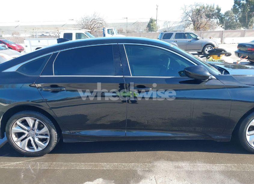 Photo 13 of 2018 Honda Accord LX (VIN 1HGCV1F19JA120252)