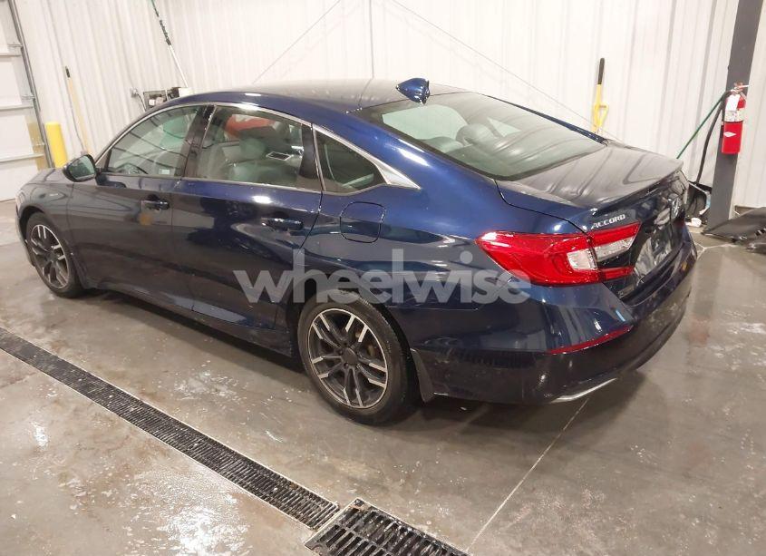 Photo 3 of 2018 Honda Accord LX (VIN 1HGCV1F19JA187322)