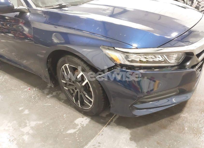 Photo 6 of 2018 Honda Accord LX (VIN 1HGCV1F19JA187322)
