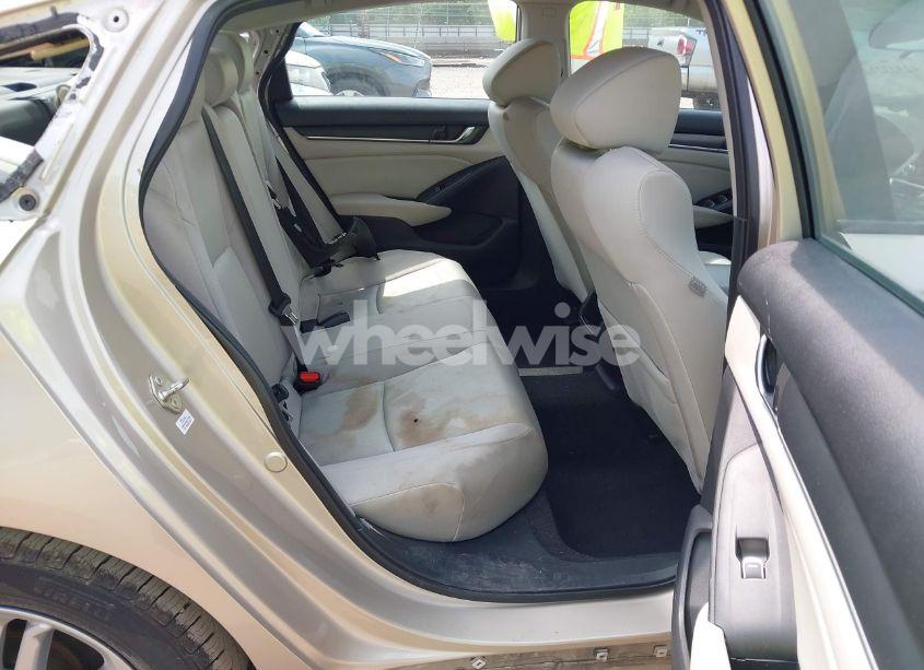 Photo 8 of 2018 Honda Accord LX (VIN 1HGCV1F19JA205964)