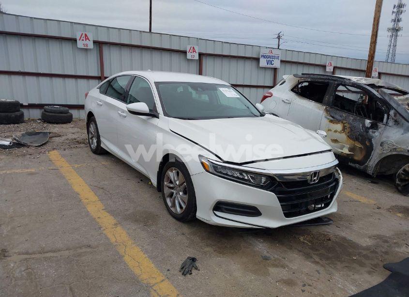 2018 Honda Accord LX (VIN 1HGCV1F19JA232257) main photo