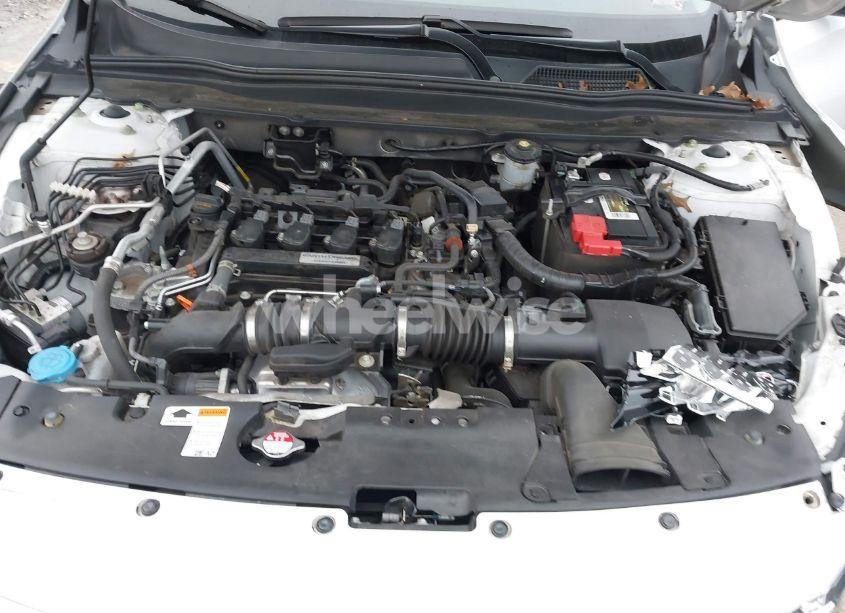 Photo 10 of 2018 Honda Accord LX (VIN 1HGCV1F19JA232257)