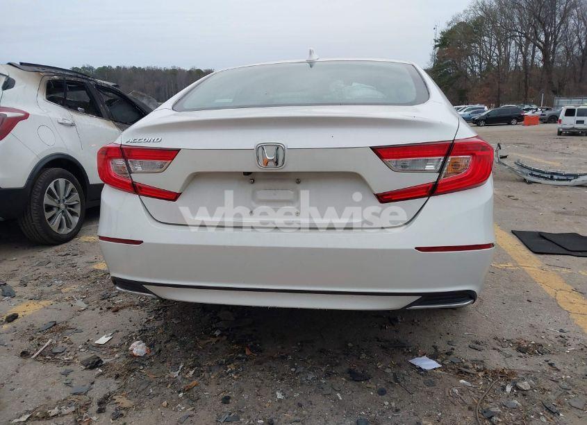 Photo 16 of 2018 Honda Accord LX (VIN 1HGCV1F19JA232257)