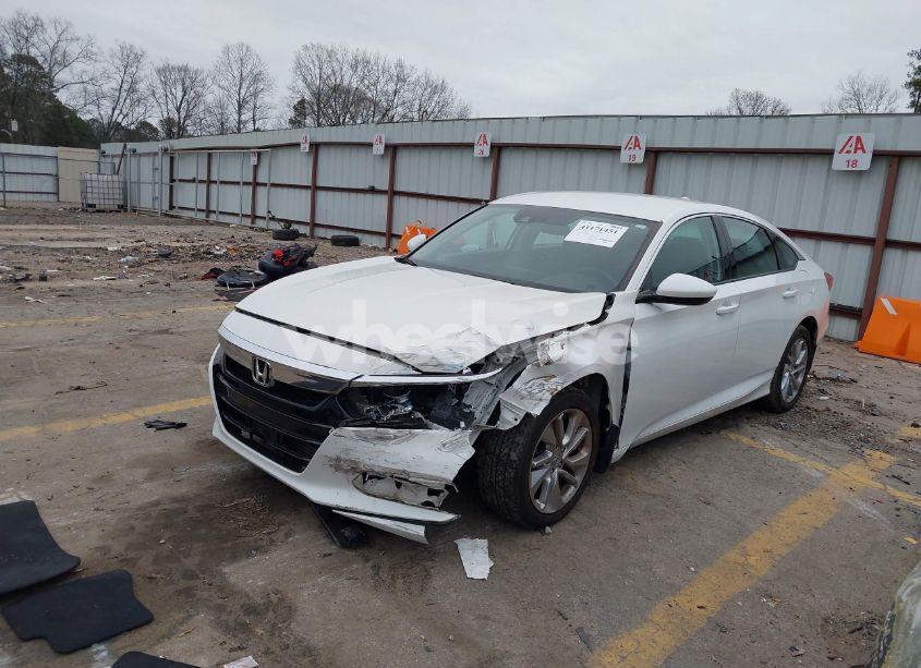 Photo 2 of 2018 Honda Accord LX (VIN 1HGCV1F19JA232257)