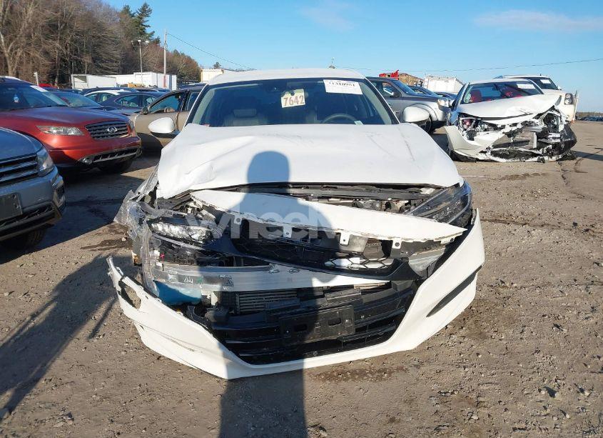 Photo 12 of 2018 Honda Accord SEDAN (VIN 1HGCV1F19JA810793)