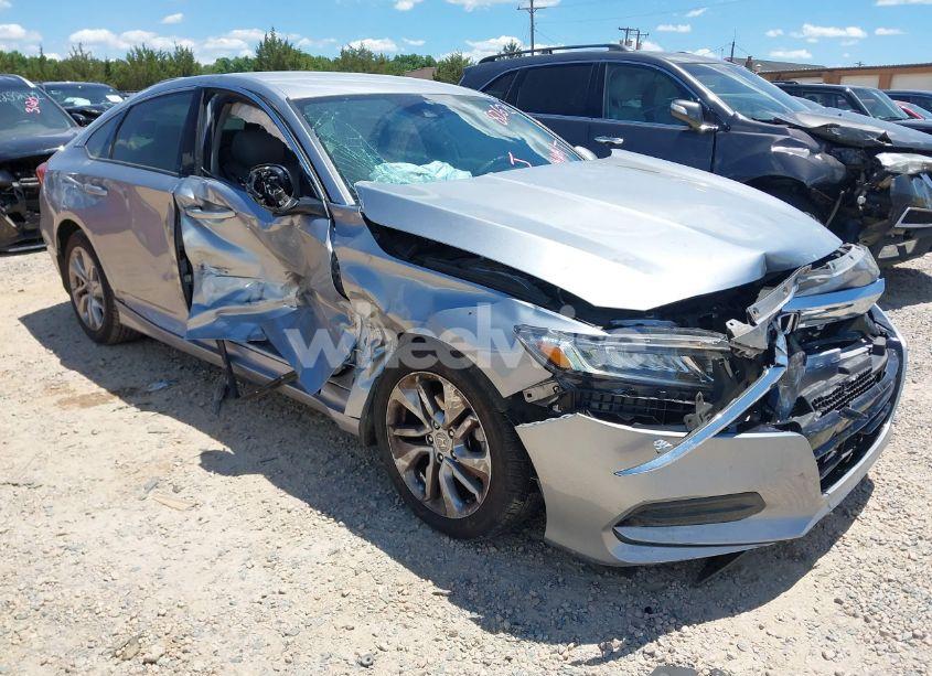 2019 Honda Accord LX (VIN 1HGCV1F19KA008262) main photo