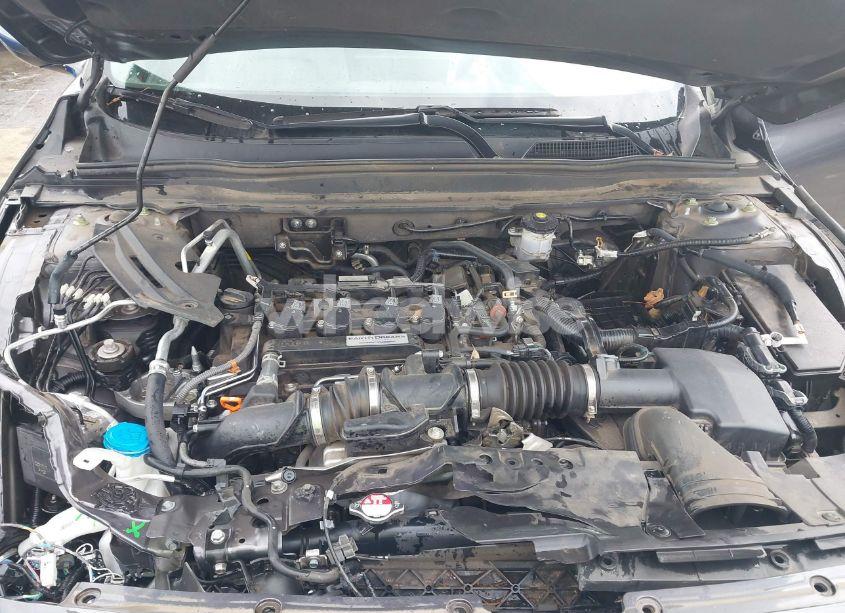 Photo 10 of 2019 Honda Accord LX (VIN 1HGCV1F19KA008813)