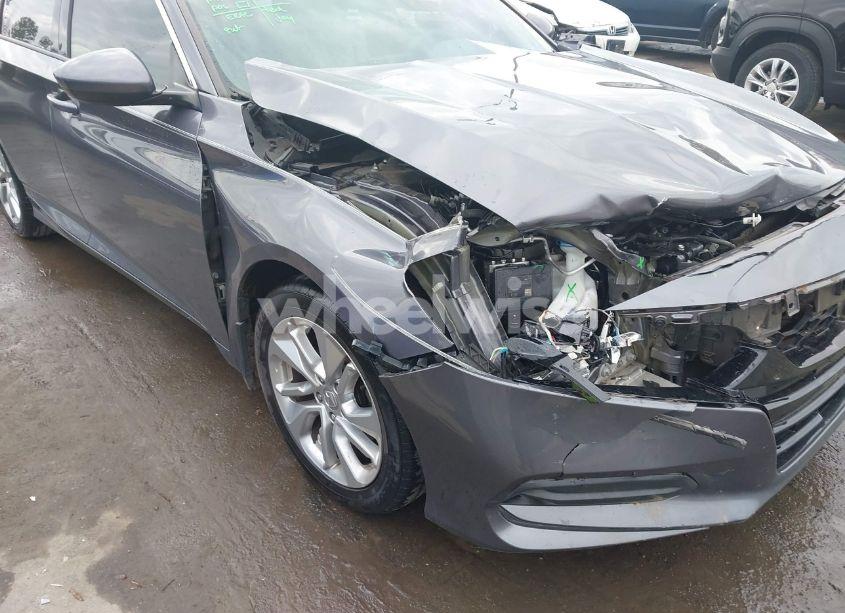 Photo 17 of 2019 Honda Accord LX (VIN 1HGCV1F19KA008813)