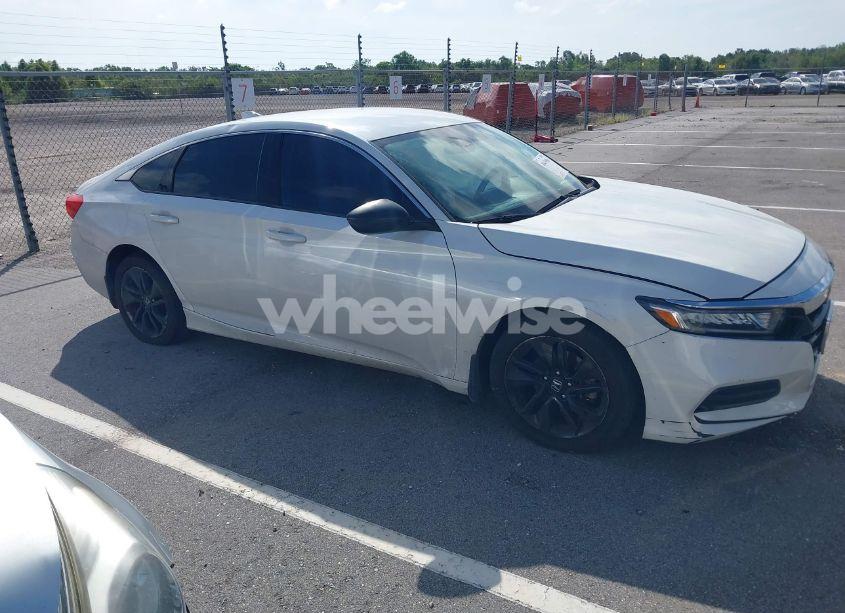 Photo 13 of 2019 Honda Accord LX (VIN 1HGCV1F19KA017513)