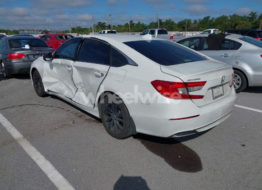 Photo 3 of 2019 Honda Accord LX (VIN 1HGCV1F19KA017513)