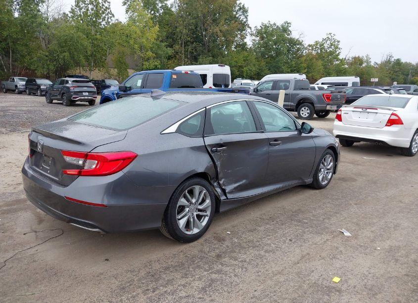 Photo 4 of 2019 Honda Accord LX (VIN 1HGCV1F19KA082670)