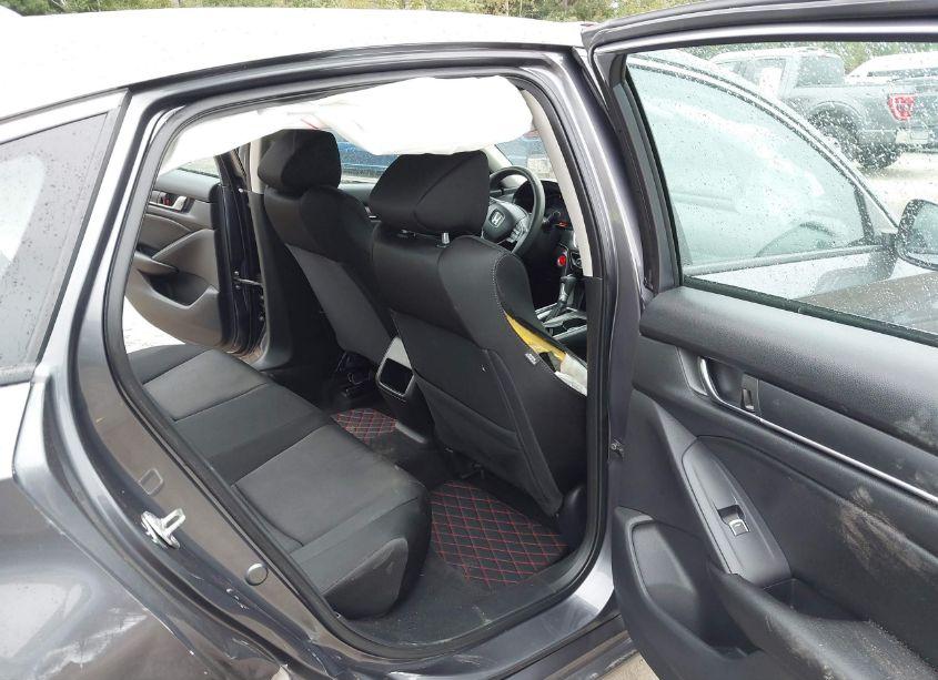 Photo 8 of 2019 Honda Accord LX (VIN 1HGCV1F19KA082670)