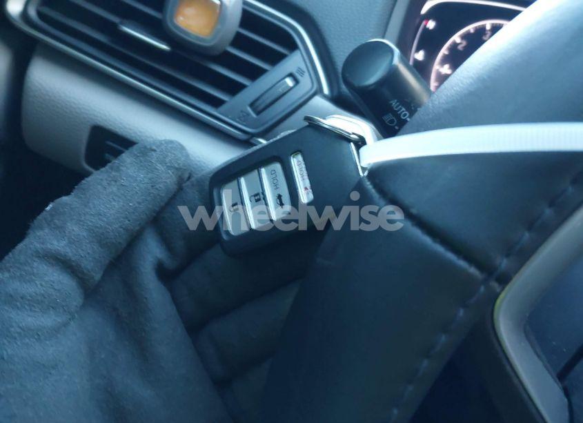 Photo 11 of 2019 Honda Accord LX (VIN 1HGCV1F19KA090171)