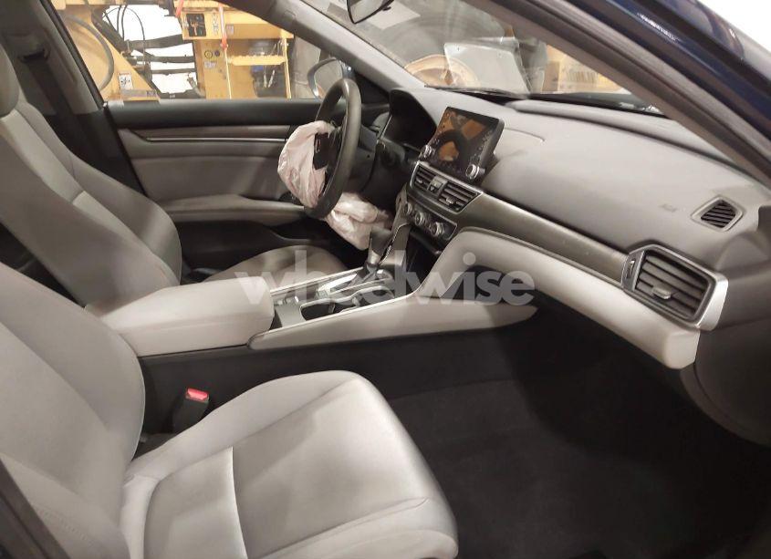 Photo 5 of 2019 Honda Accord LX (VIN 1HGCV1F19KA103727)