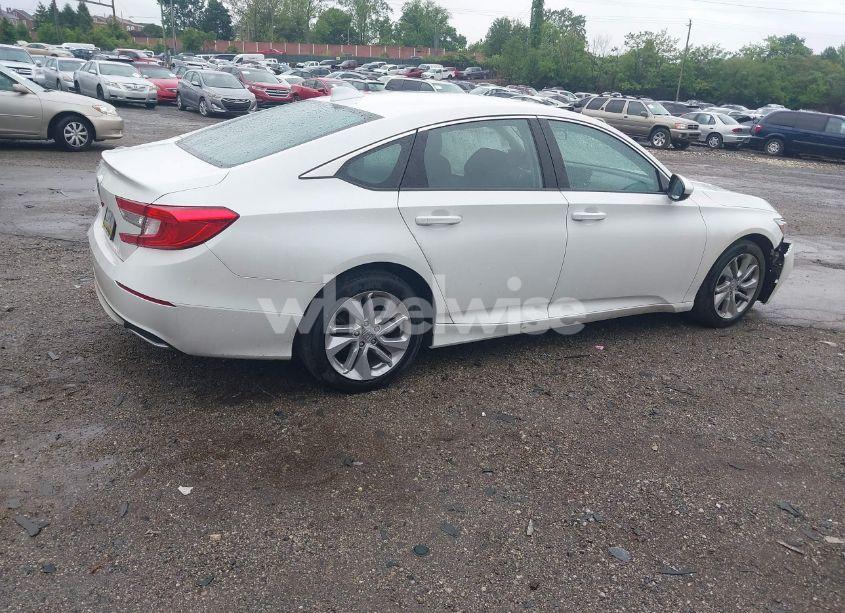 Photo 4 of 2019 Honda Accord LX (VIN 1HGCV1F19KA128482)
