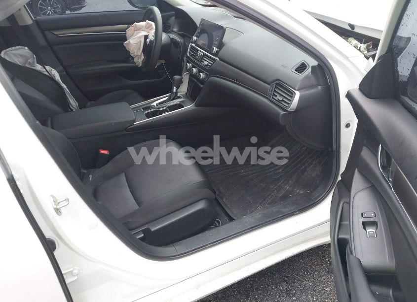 Photo 5 of 2019 Honda Accord LX (VIN 1HGCV1F19KA137926)