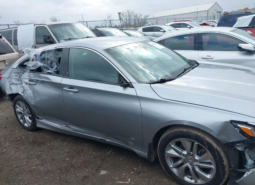Photo 13 of 2020 Honda Accord LX (VIN 1HGCV1F19LA003127)