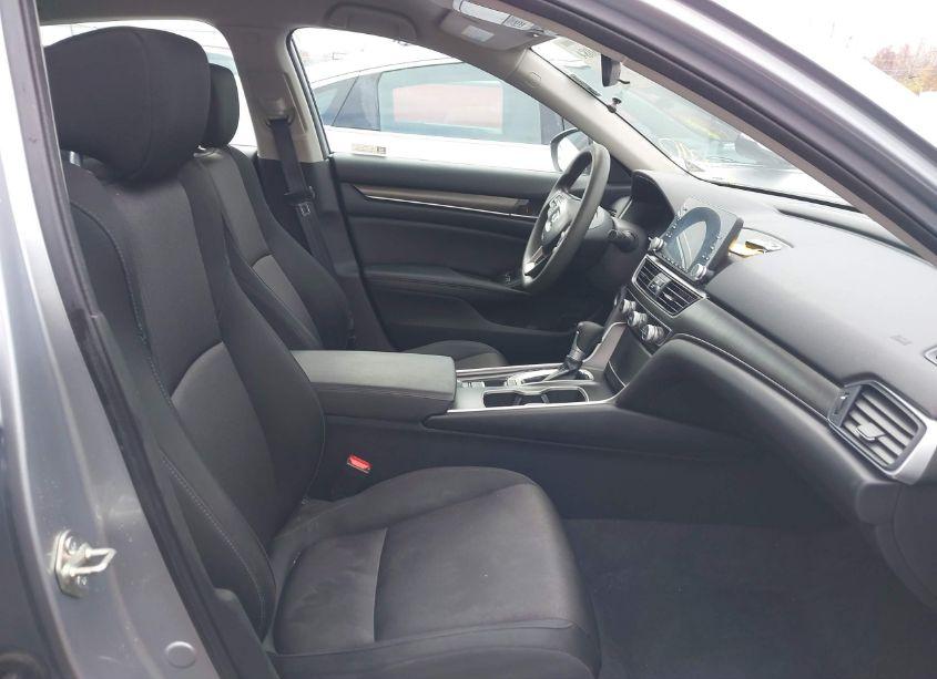 Photo 5 of 2020 Honda Accord LX (VIN 1HGCV1F19LA003127)