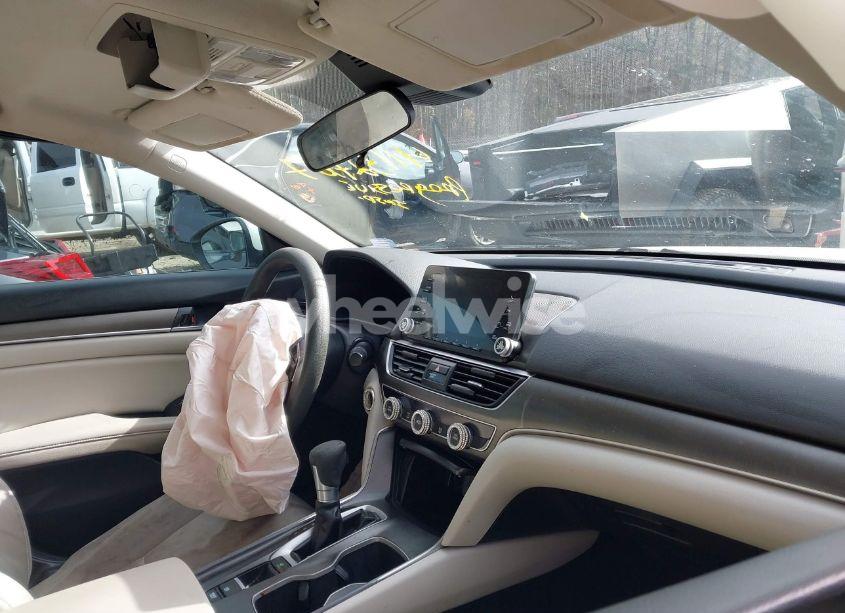 Photo 5 of 2020 Honda Accord LX (VIN 1HGCV1F19LA045166)
