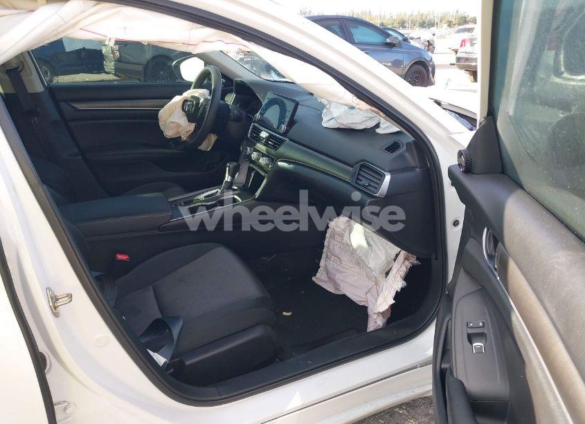 Photo 5 of 2020 Honda Accord LX (VIN 1HGCV1F19LA053591)