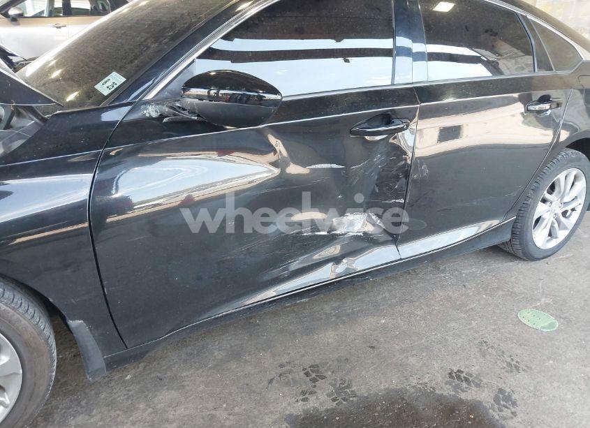 Photo 6 of 2020 Honda Accord LX (VIN 1HGCV1F19LA098384)