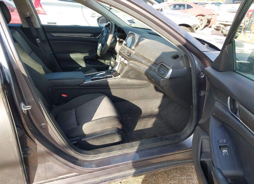 Photo 5 of 2021 Honda Accord LX (VIN 1HGCV1F19MA007177)