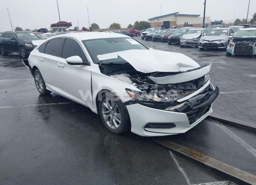 2018 Honda Accord LX (VIN 1HGCV1F1XJA032004) main photo