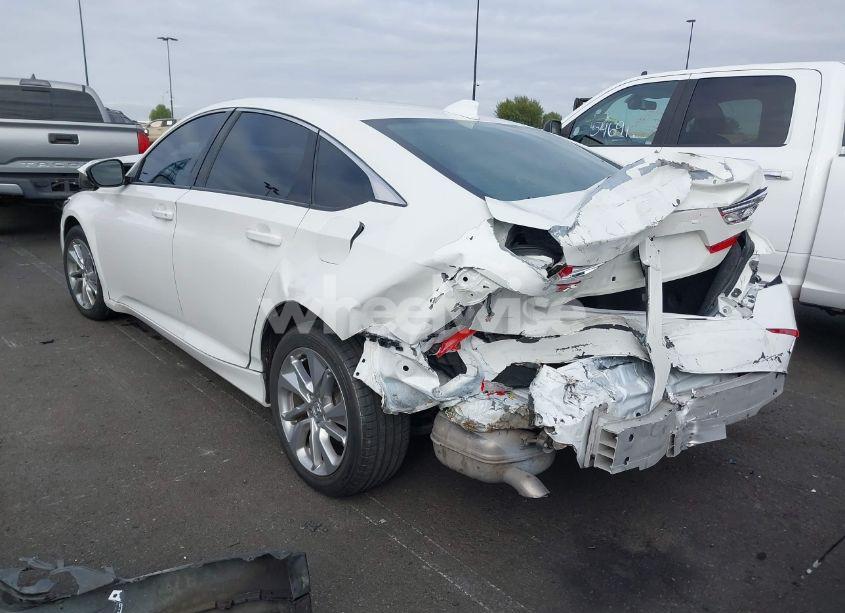 Photo 13 of 2018 Honda Accord LX (VIN 1HGCV1F1XJA032004)