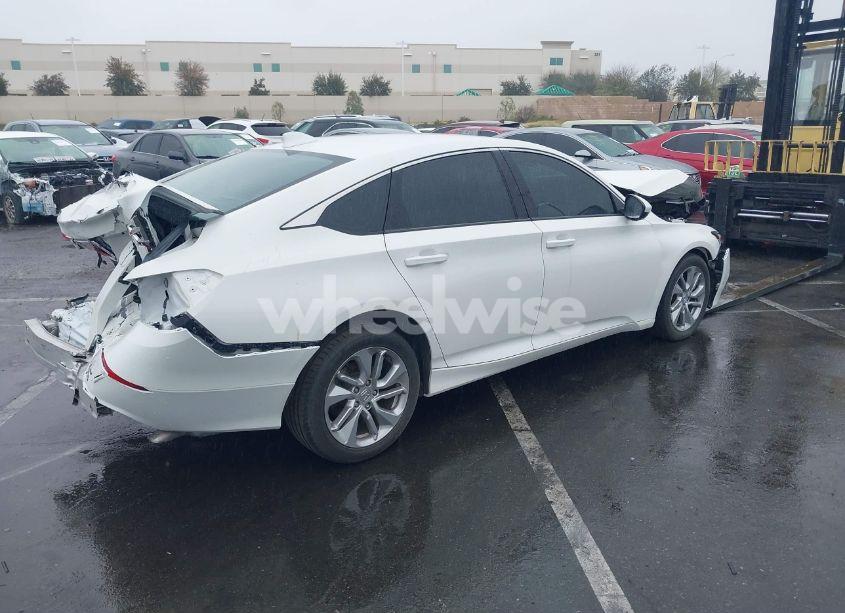Photo 4 of 2018 Honda Accord LX (VIN 1HGCV1F1XJA032004)