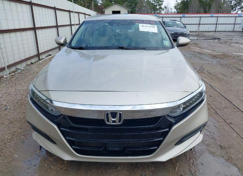 Photo 13 of 2018 Honda Accord LX (VIN 1HGCV1F1XJA033945)
