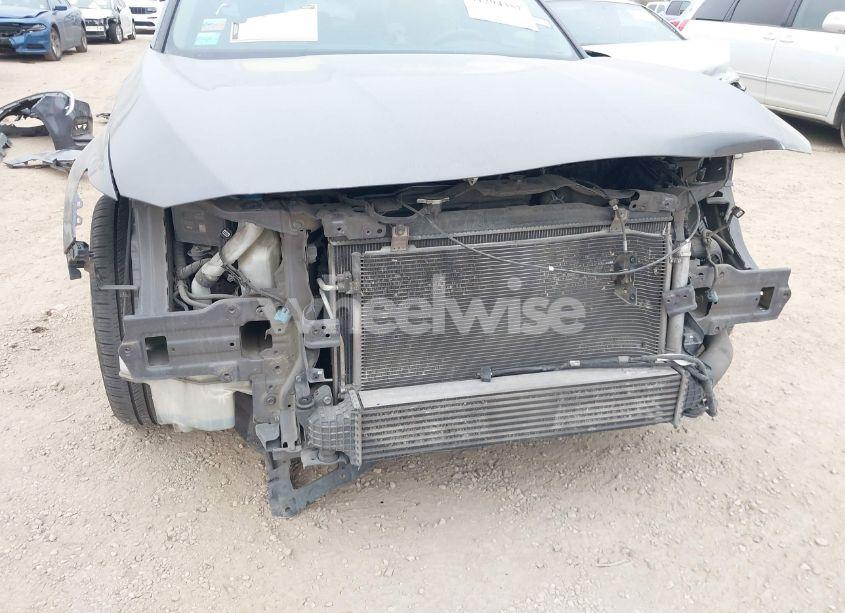 Photo 6 of 2018 Honda Accord LX (VIN 1HGCV1F1XJA036103)