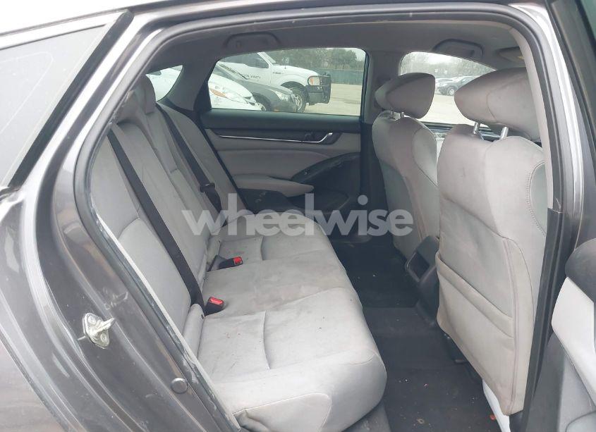 Photo 8 of 2018 Honda Accord LX (VIN 1HGCV1F1XJA036103)