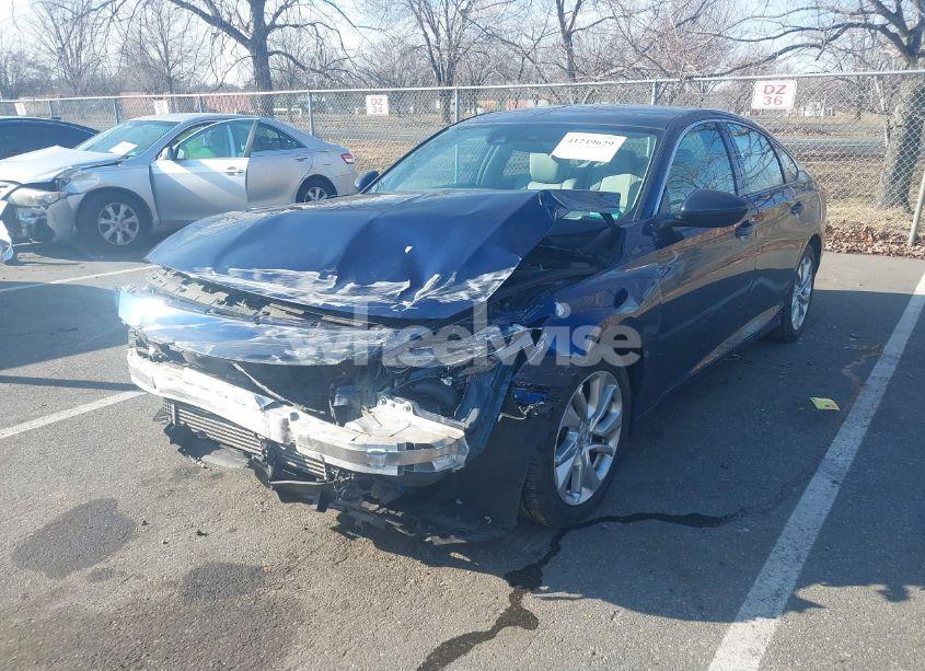 Photo 6 of 2018 Honda Accord LX (VIN 1HGCV1F1XJA069165)