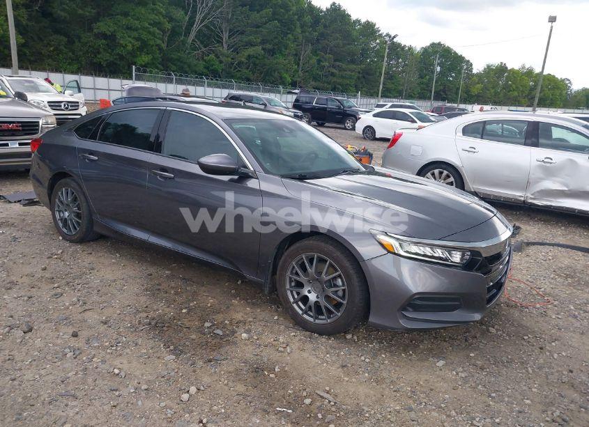 2018 Honda Accord LX (VIN 1HGCV1F1XJA095443) main photo