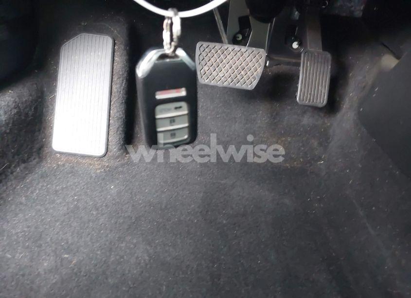 Photo 11 of 2018 Honda Accord LX (VIN 1HGCV1F1XJA095443)