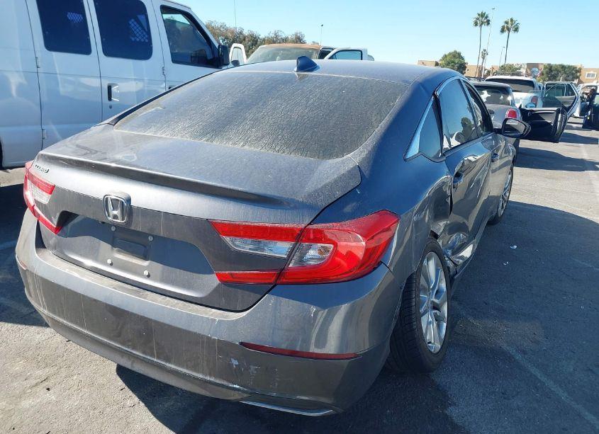 Photo 4 of 2018 Honda Accord LX (VIN 1HGCV1F1XJA095958)