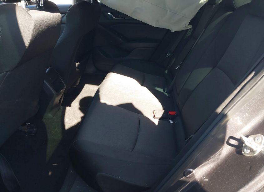 Photo 8 of 2018 Honda Accord LX (VIN 1HGCV1F1XJA095958)