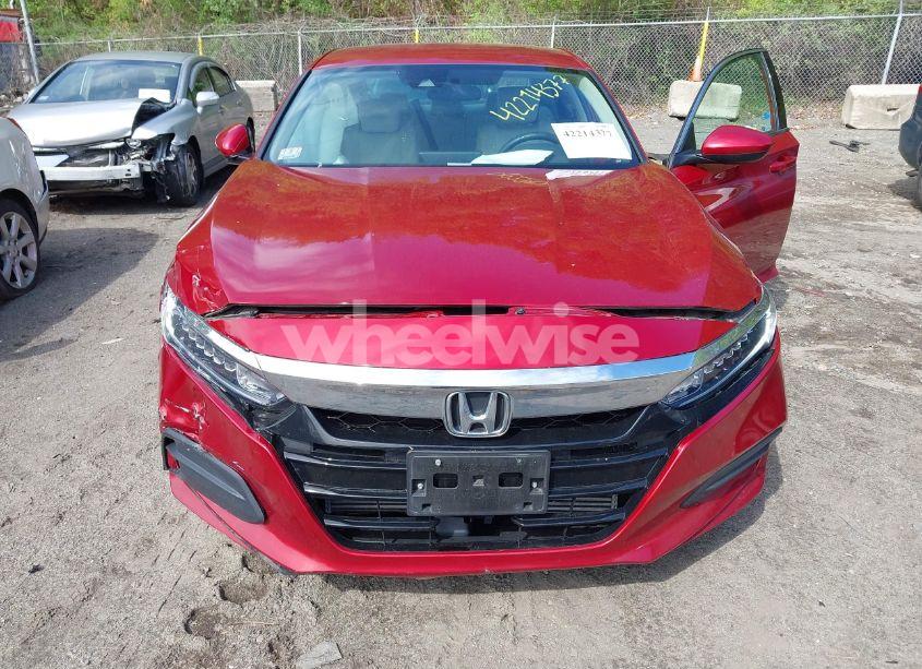 Photo 6 of 2018 Honda Accord LX (VIN 1HGCV1F1XJA130773)