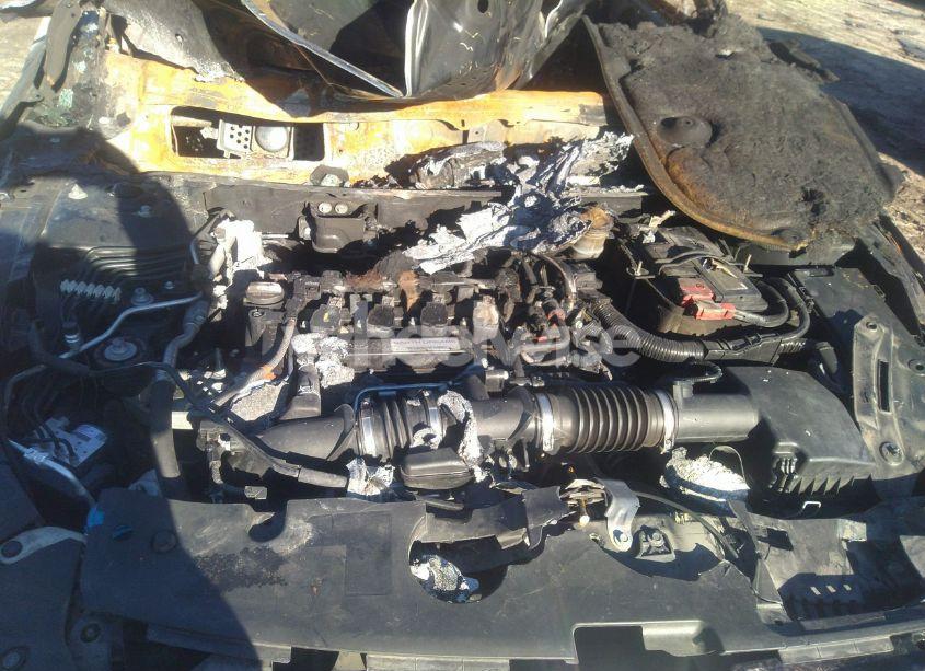 Photo 10 of 2018 Honda Accord LX (VIN 1HGCV1F1XJA131082)