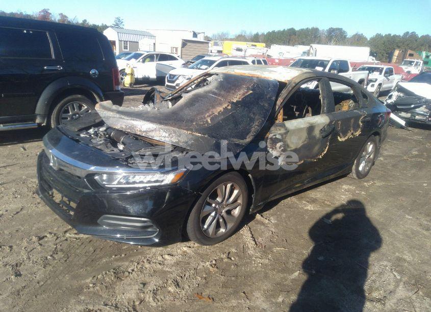 Photo 2 of 2018 Honda Accord LX (VIN 1HGCV1F1XJA131082)