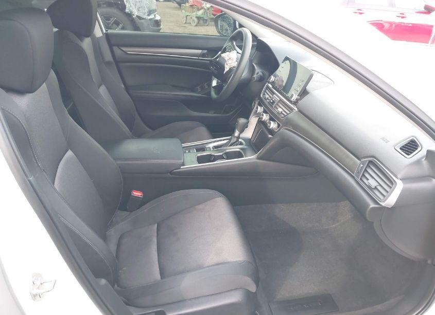 Photo 5 of 2018 Honda Accord LX (VIN 1HGCV1F1XJA136850)