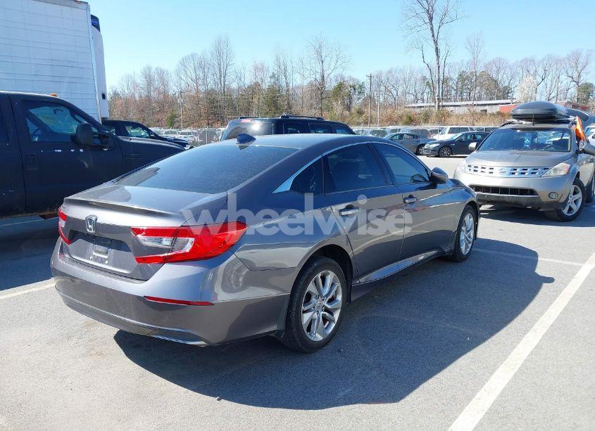 Photo 4 of 2018 Honda Accord LX (VIN 1HGCV1F1XJA151834)