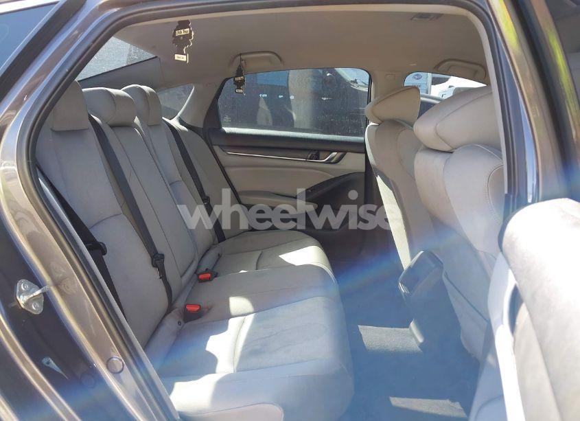 Photo 8 of 2018 Honda Accord LX (VIN 1HGCV1F1XJA151834)