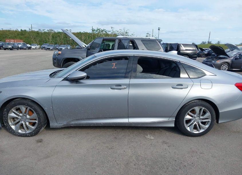 Photo 15 of 2018 Honda Accord LX (VIN 1HGCV1F1XJA214995)