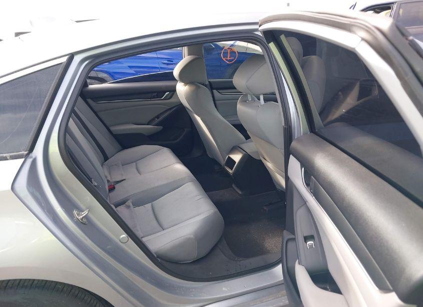 Photo 8 of 2018 Honda Accord LX (VIN 1HGCV1F1XJA214995)