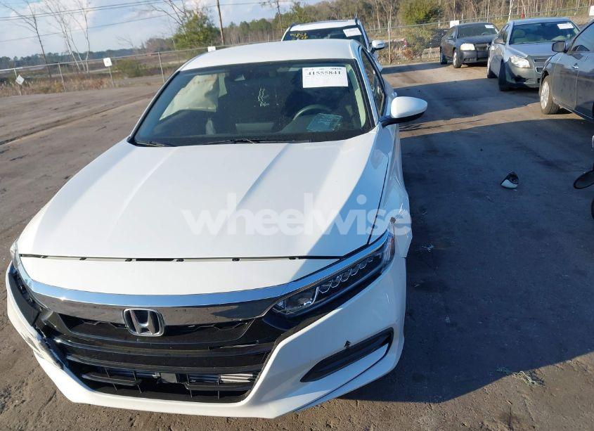 Photo 12 of 2018 Honda Accord LX (VIN 1HGCV1F1XJA232171)