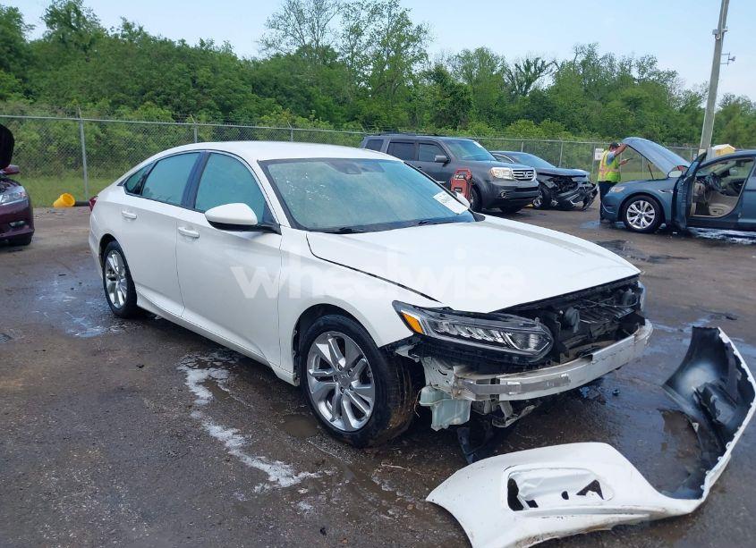 2019 Honda Accord LX (VIN 1HGCV1F1XKA007542) main photo